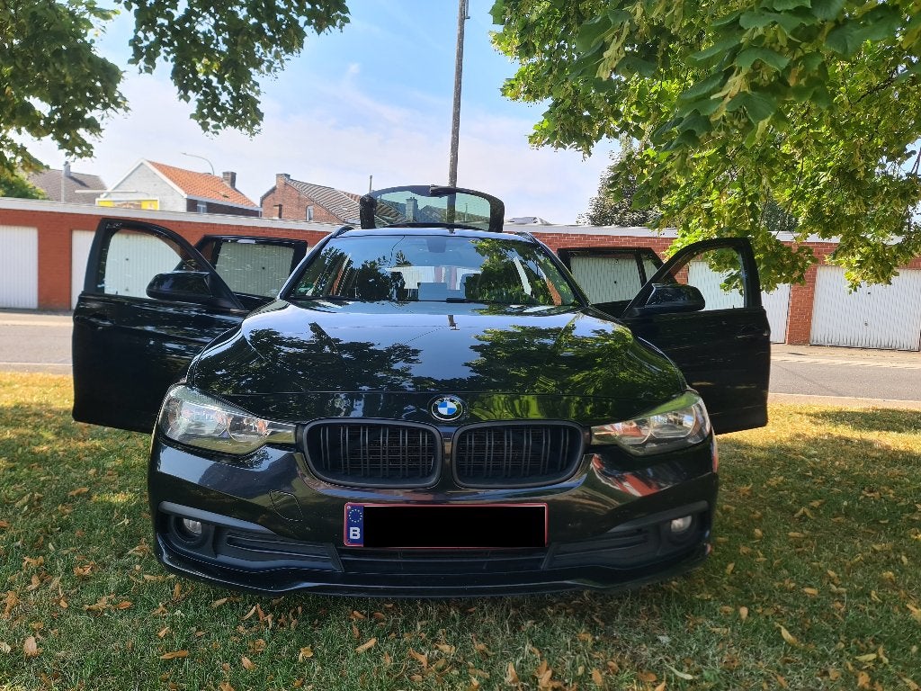 Bmw 318d boite auomatique cuir grand gps.etat neuf., Cuir, 109 g/km, Noir, 5 portes