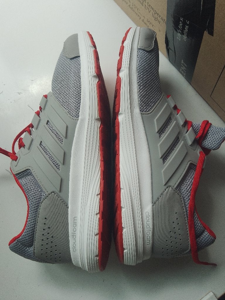 46 2/3 adidas galaxy 4 cloudfoam in nieuwstaat sportschoenen, Kleding | Heren, Schoenen, Verzenden, Sportschoenen, Zo goed als nieuw