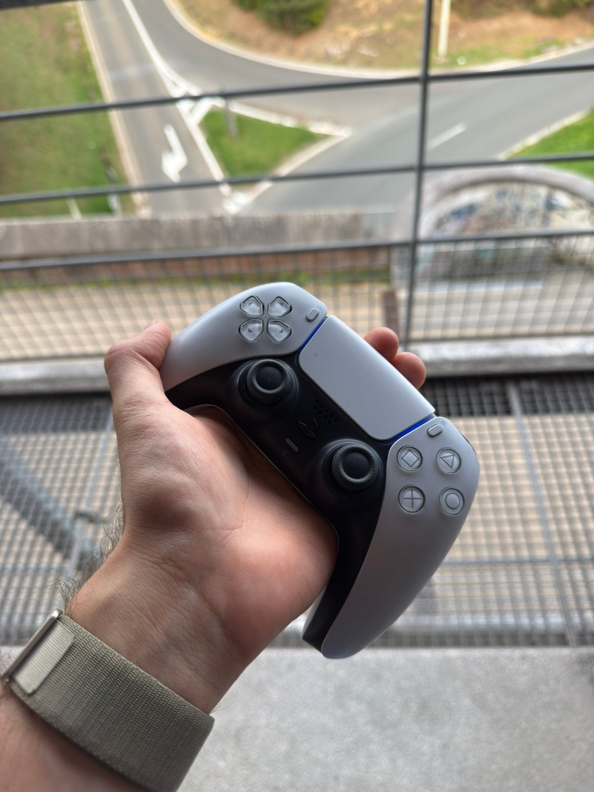 Manette PS5 TMR - Blanche, Sans fil, Enlèvement ou Envoi, PlayStation 5, Comme neuf
