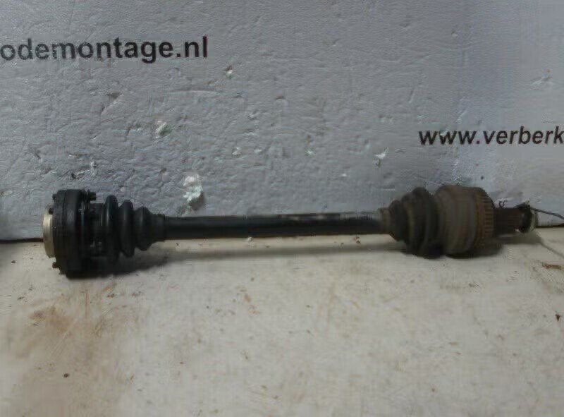 AANDRIJFAS LINKS ACHTER ABS BMW 3 serie Compact (E36 / 5), Gebruikt, Ophalen of Verzenden, Petuelring 130 80809 München, DE, BMW