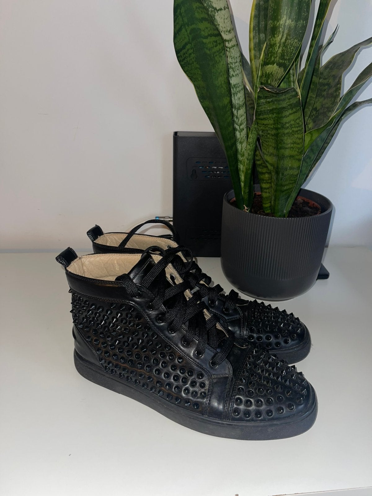 Louboutin sneakers, Kleding | Heren, Ophalen of Verzenden, Zo goed als nieuw, Sneakers
