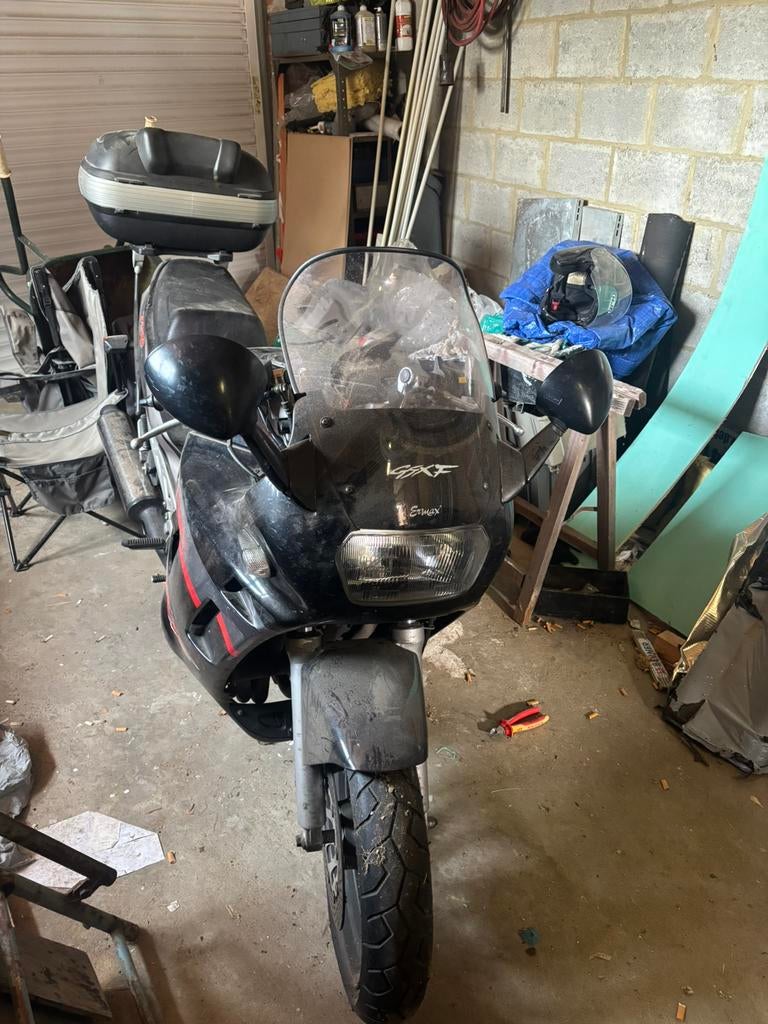 Moto, Motoren, 750 cc, 4 cilinders, Handgeschakeld, 12 t/m 35 kW