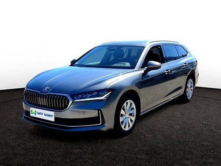 Skoda Superb Combi AUTOMAAT*150PK*CAMERA*SENSOREN*GPS*CARPLA, Automaat, Break, Adaptive Cruise Control, 123 g/km