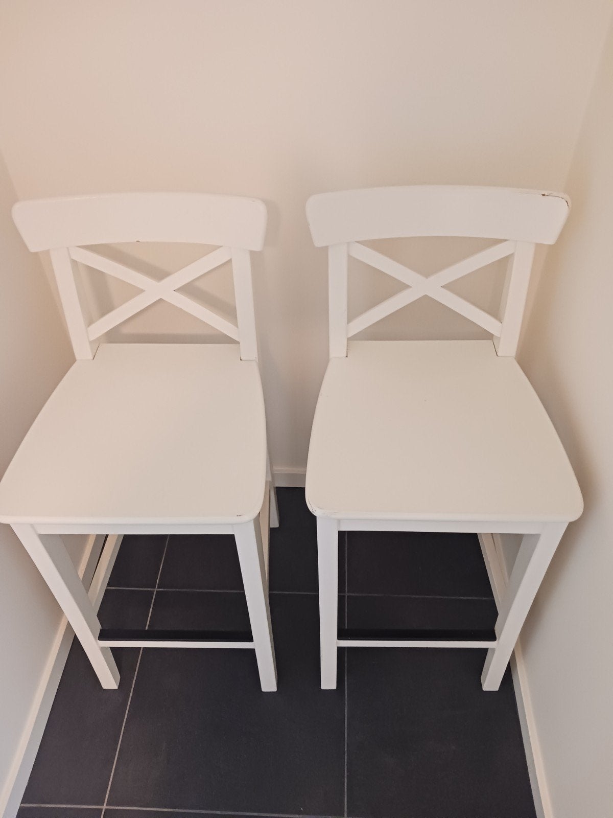 2 barkrukken Ikea Rosentorp wit, Huis en Inrichting, Ophalen, Gebruikt