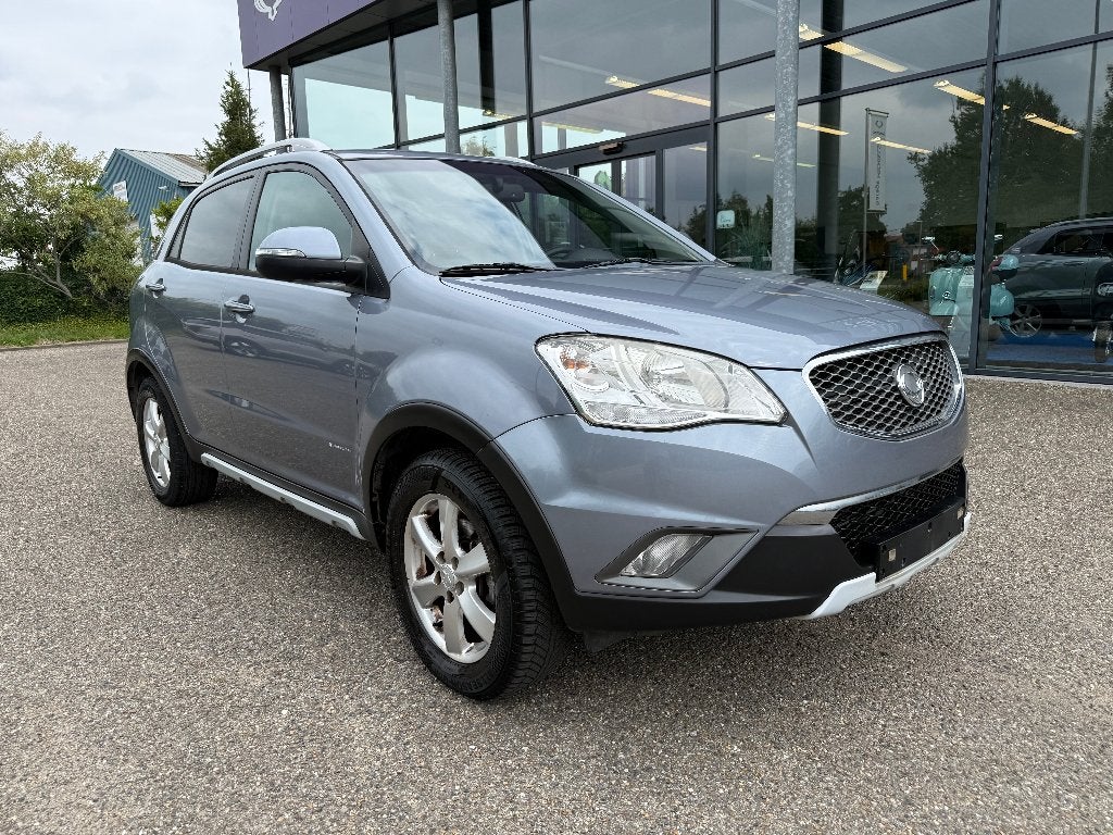 SsangYong Korando D2.0TEcoe-XDi4WD4x4EURO 5 GEKEURD CAR-PASS, Autos, SsangYong, 5 portes, Particulier, 1998 cm³, Tissu