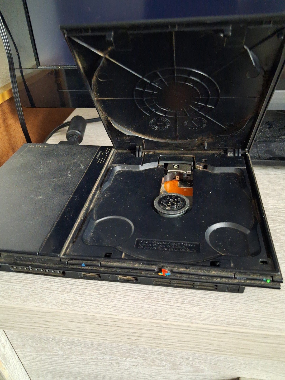 Playstation 2 slim, Ophalen, Slim