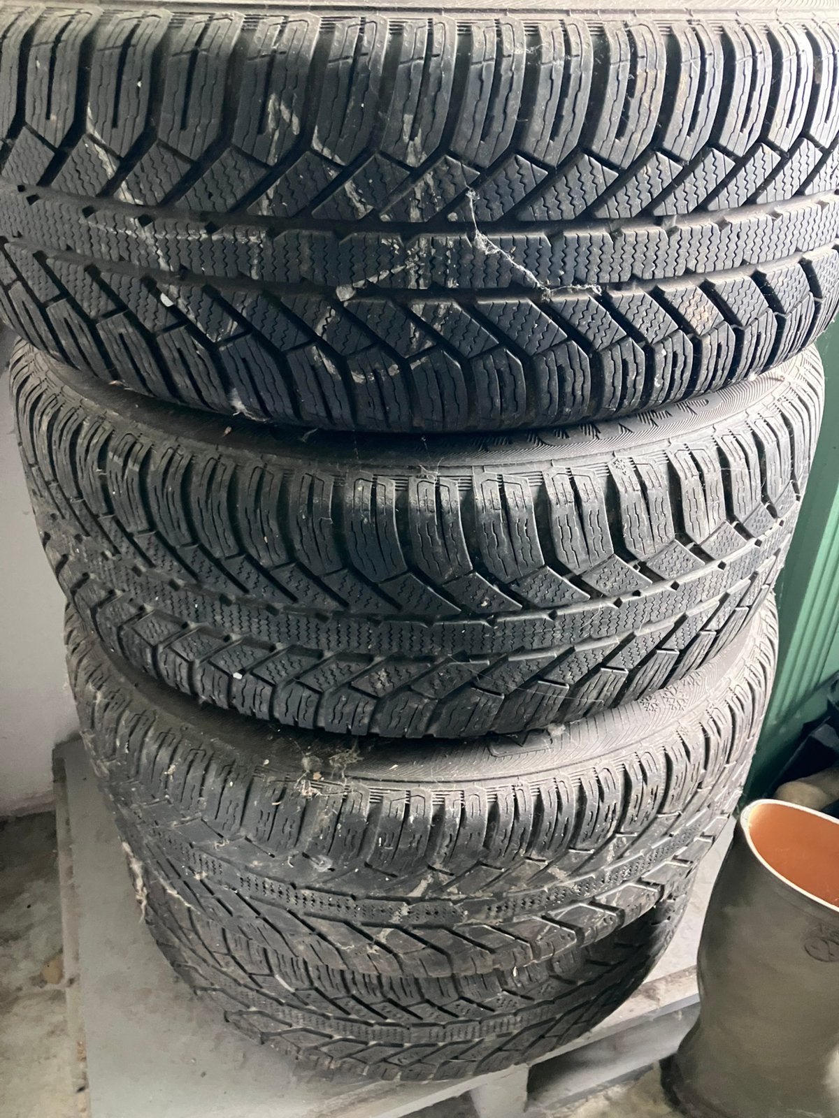 4 winterbanden komen van volkswagen Passat, Ophalen, Zo goed als nieuw