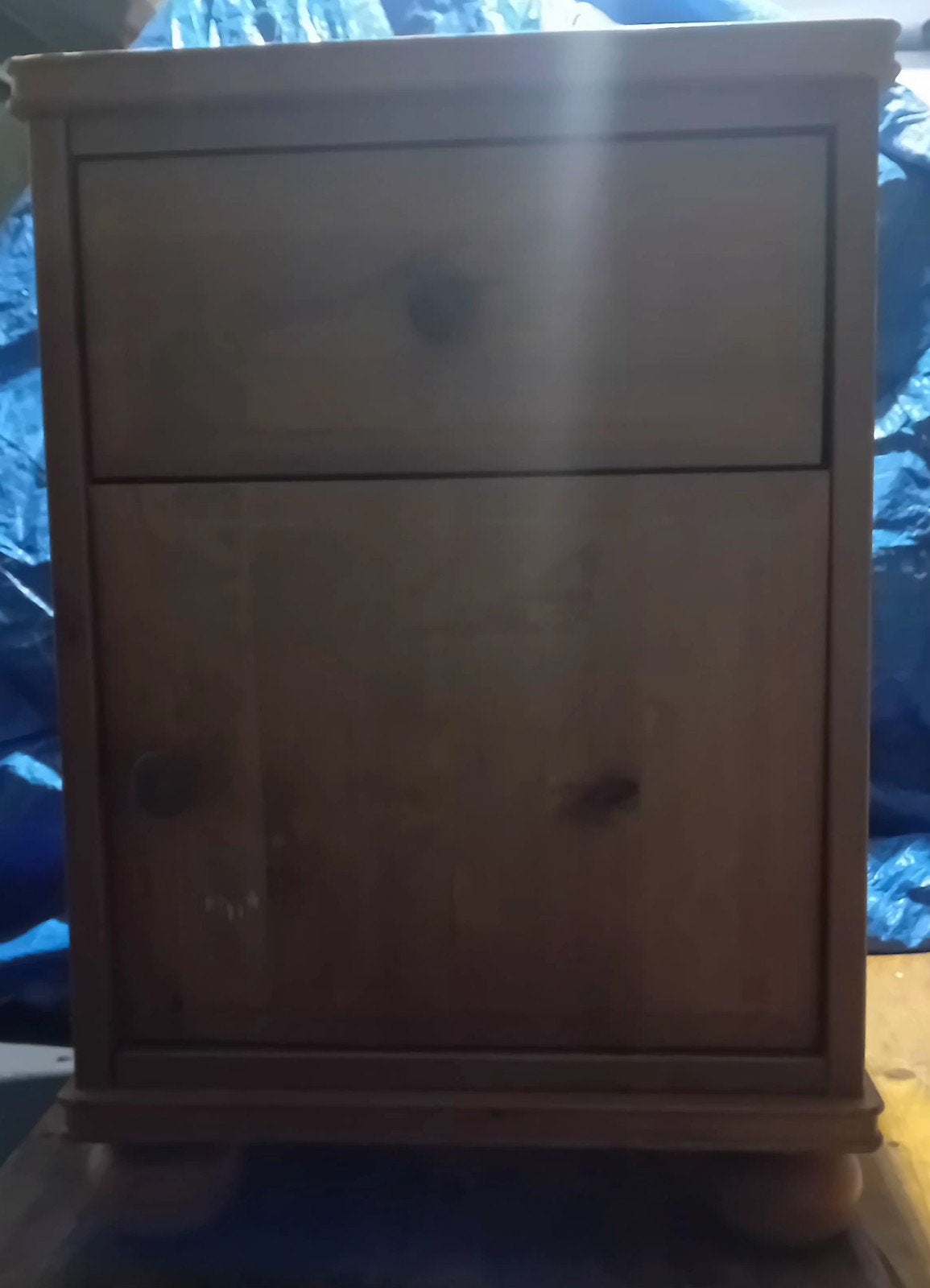Petite table de nuit en bois clair, Maison & Meubles, Enlèvement, Utilisé