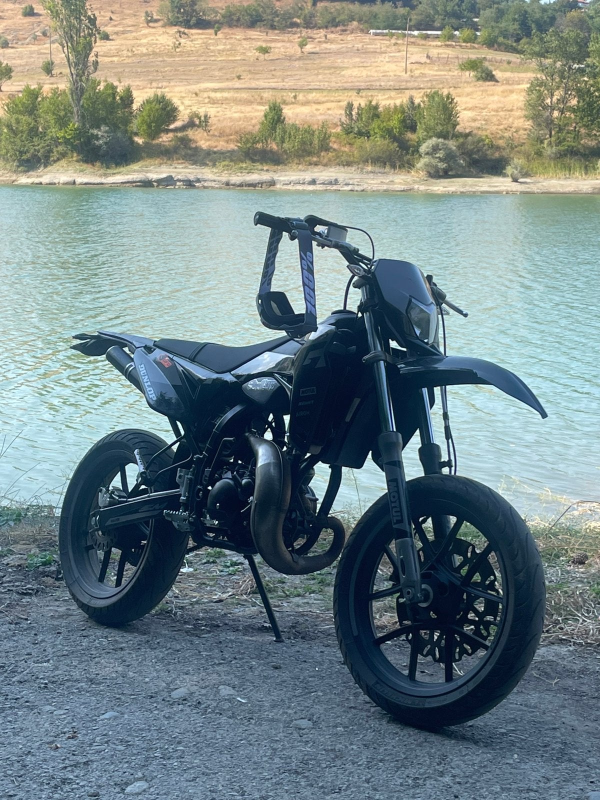 Sherco sm rs 50 blackmoon 2024 te ruil, Fietsen en Brommers, Ophalen, 50 cc, 5 versnellingen, Klasse B (45 km/u)