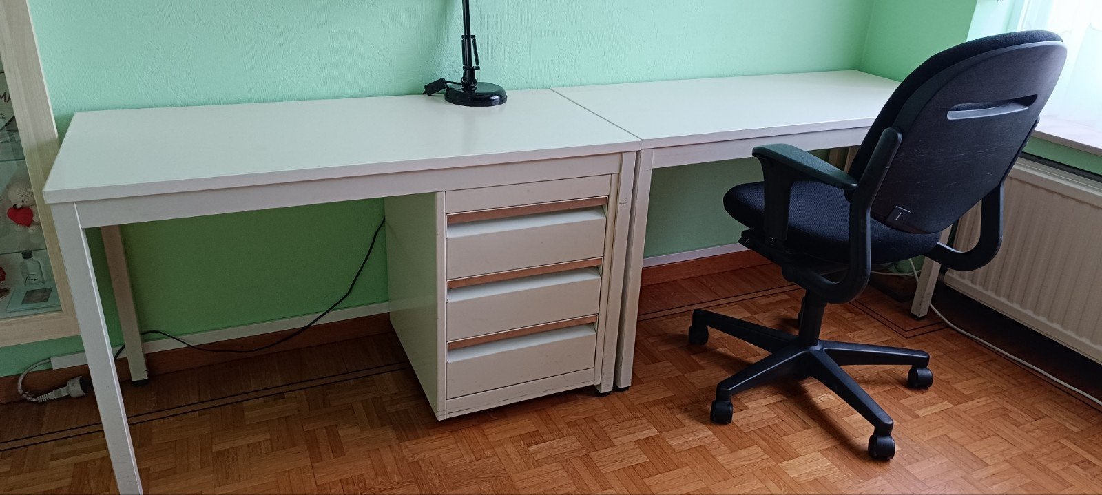 bureau met extra bijzettafel, Enlèvement, Réglable en hauteur, Utilisé, Ahrend