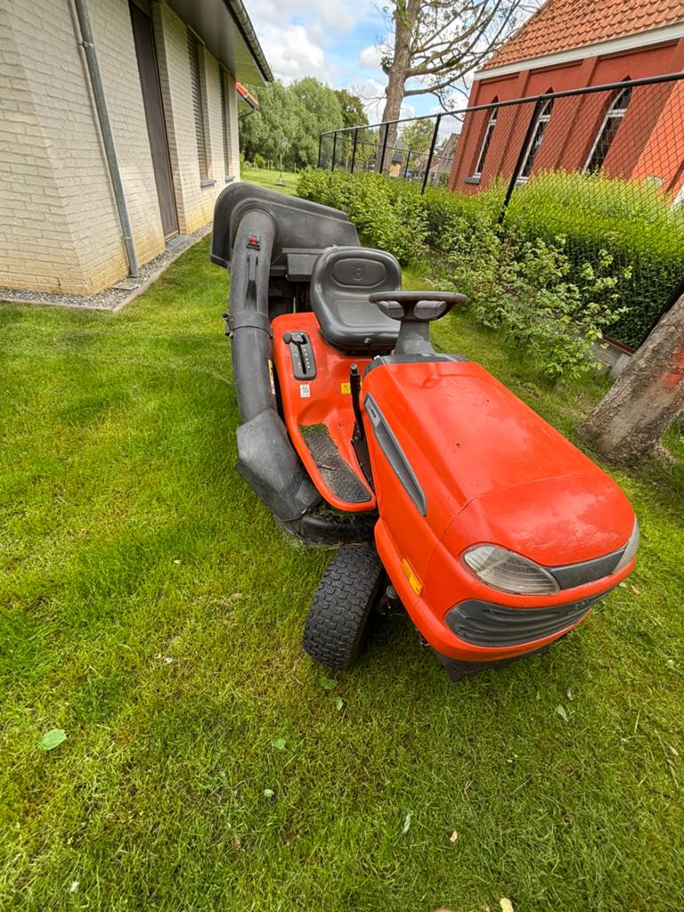Te koop zitmaaier husquarna, Tuin en Terras, Ophalen, Gebruikt, Opvangbak