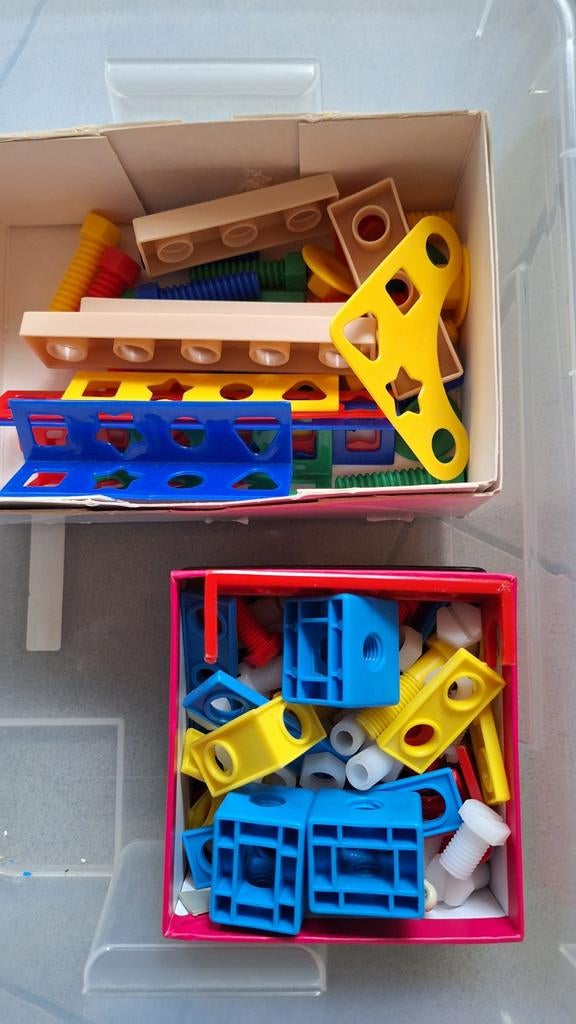 Constructor speelgoed, Enlèvement, Utilisé