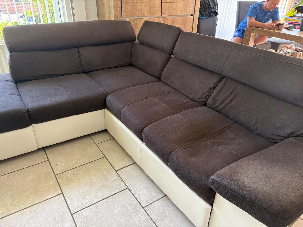 La chaise d'angle peut être récupérée gratuitement, Tissus, Banc d'angle, Quatre personnes ou plus, Enlèvement