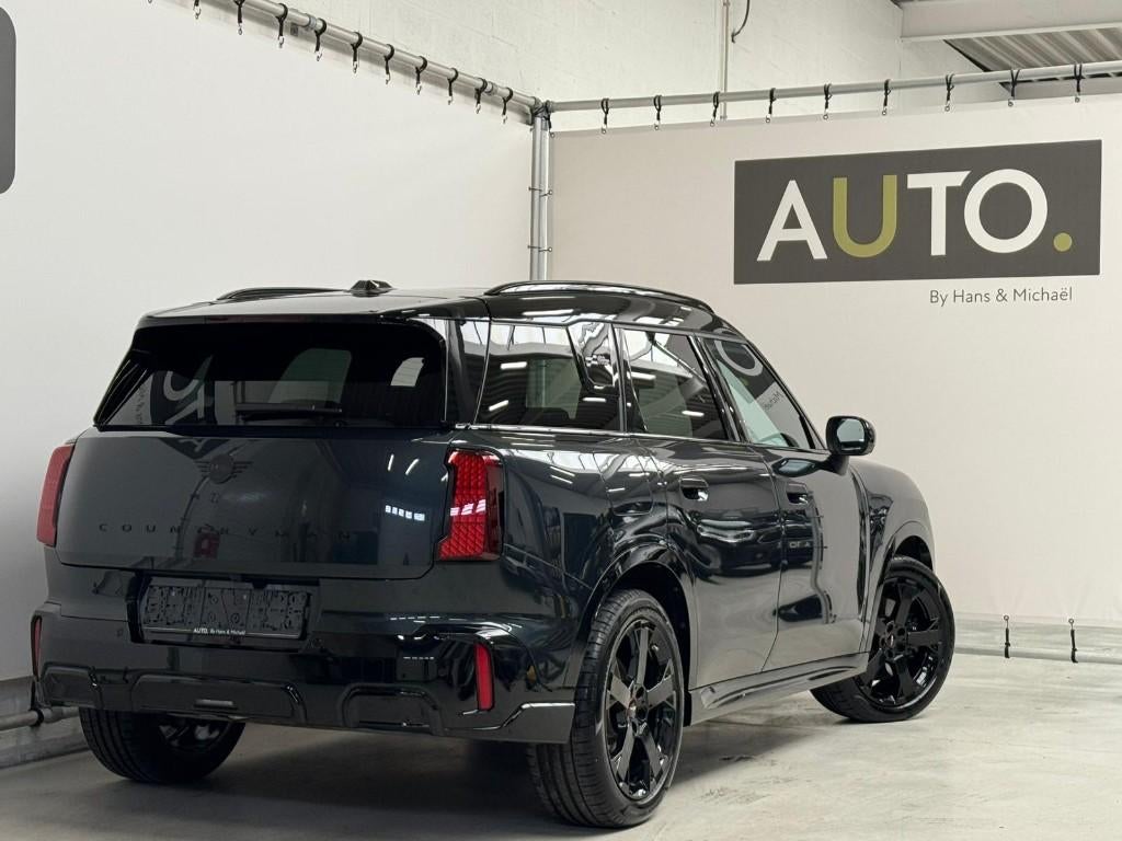 Mini Countryman 1.5A JCW Pack XL *PANO*KEYLESS*MEMORY*HUD*, Auto's, Mini, 139 g/km, Countryman, Leder, Bedrijf