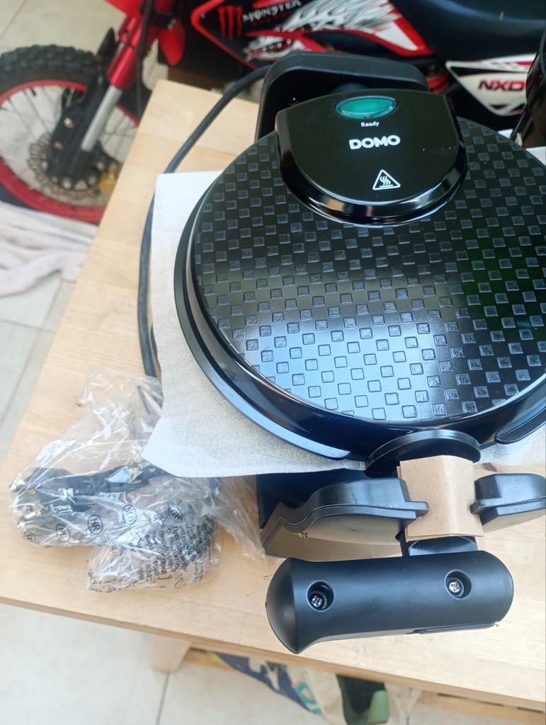 Domo wafelijzer nog nieuw in de plastic, Ophalen