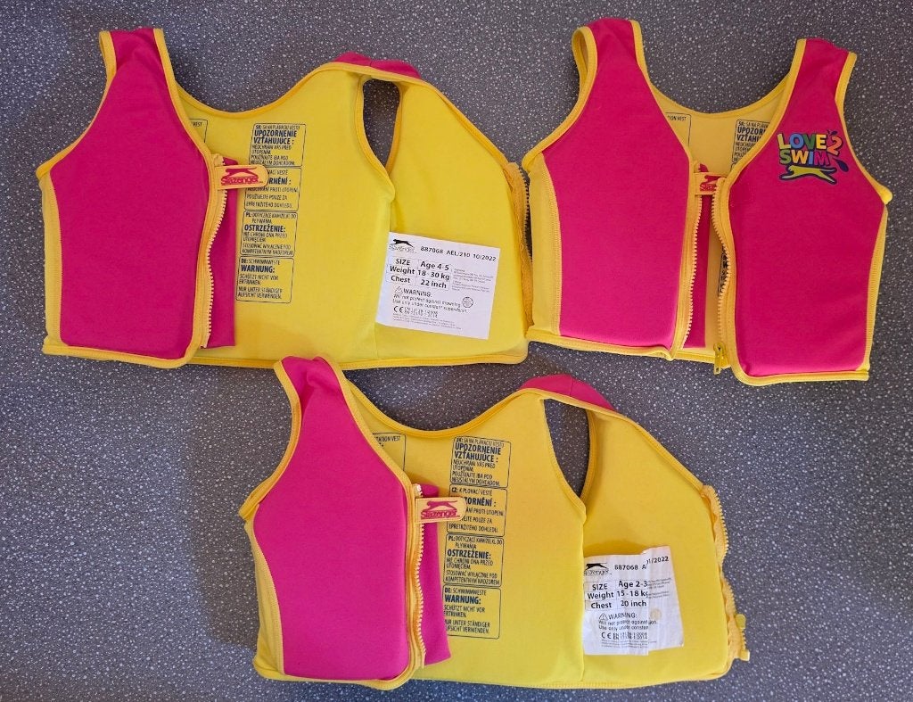Gilet de natation enfant rose - Slazenger (2-3 ans/15-18kg), Enfants & Bébés, Enlèvement ou Envoi, Comme neuf, Fille