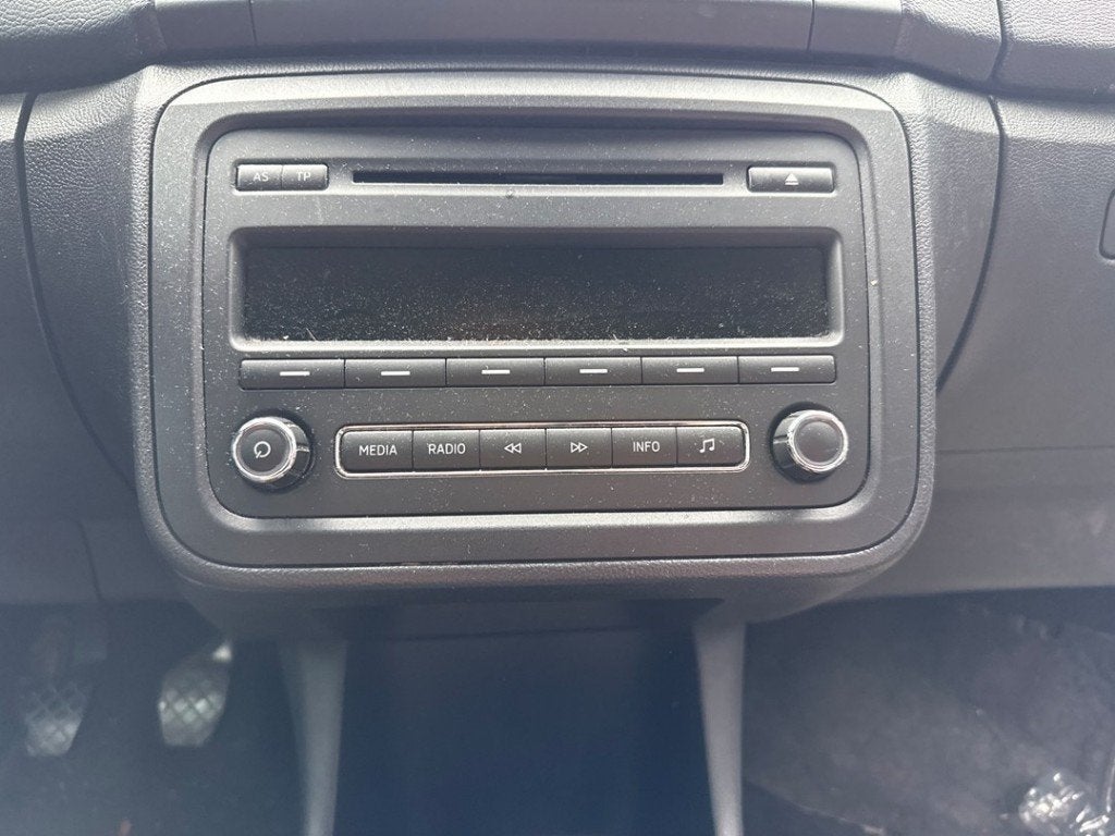 RADIO Skoda Fabia II Combi (01-2007/12-2015) (|5J0035161G|), Gebruikt, Info@skoda-auto.de, Skoda, Max-Planck-Straße  3-5
64331  Weiterstadt, DE