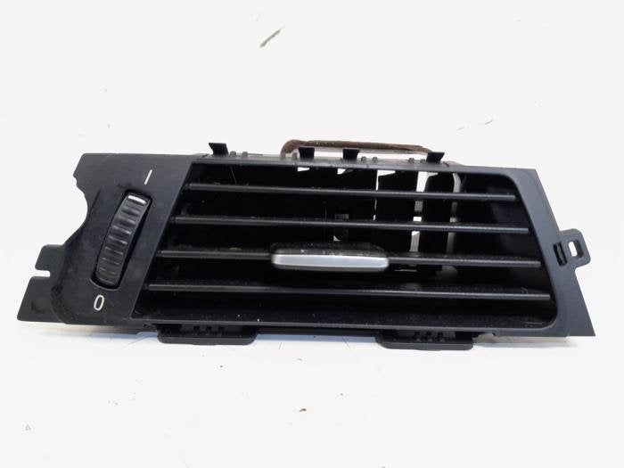 Luchtrooster Dashboard van een BMW 3-Serie, Gebruikt, -, -, Ophalen of Verzenden