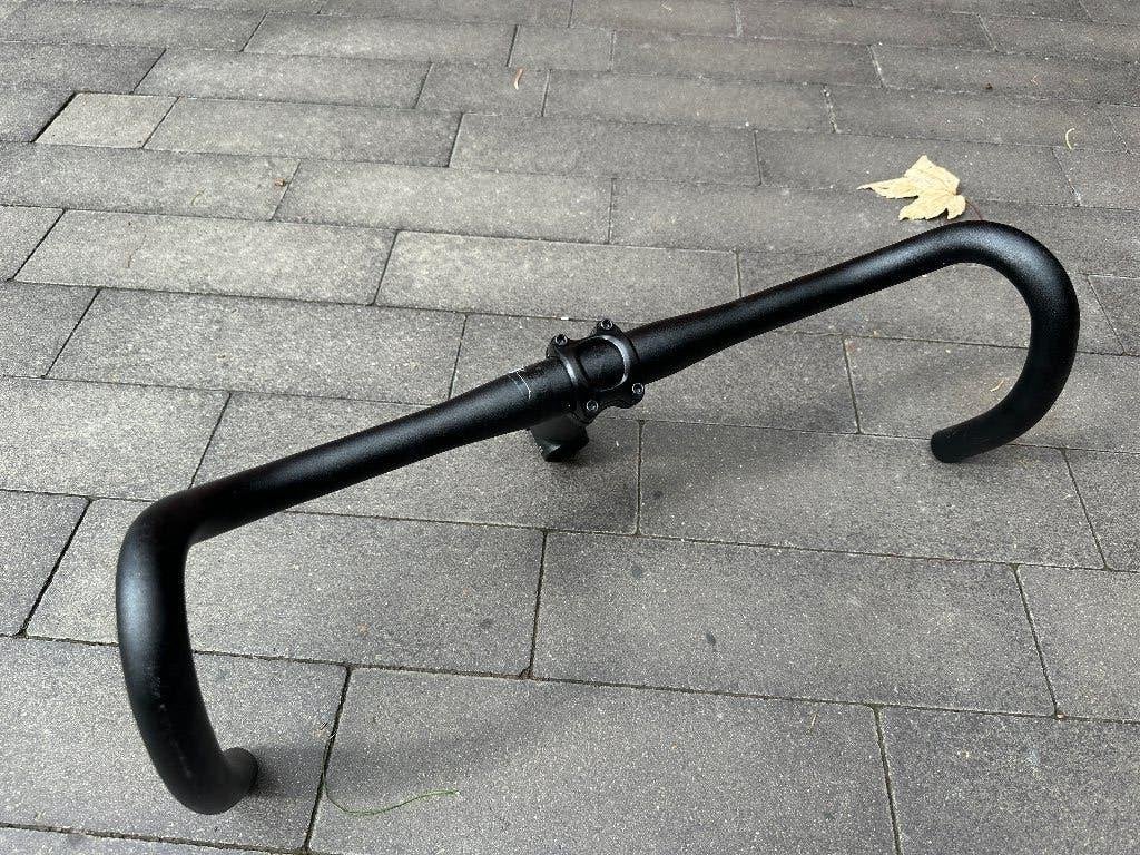 Specialized gravel stuur (46cm) + stuurpen (110mm), Enlèvement ou Envoi, Comme neuf, Guidon