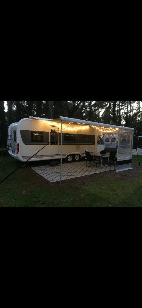 Caravan hobby Deluxe edition kmfe 650, Rondzit, Particulier, Meer dan 6, 1500 - 2000 kg