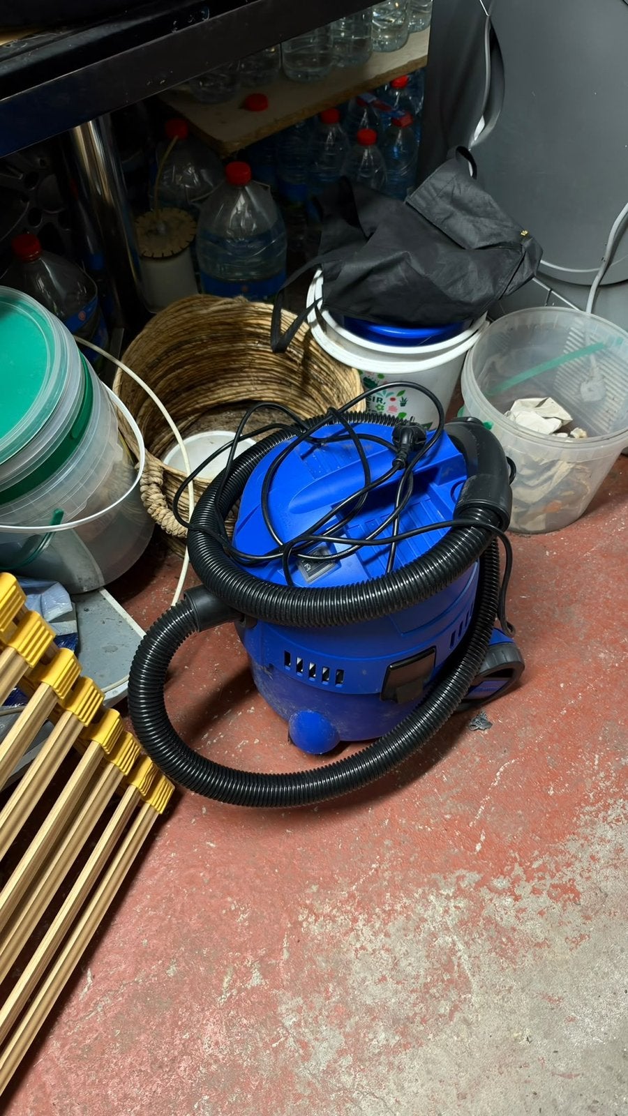 Aspirateur, Enlèvement, Comme neuf