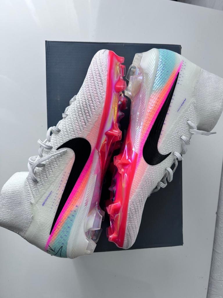 Nike Zoom Superfly 9 Elite FG Blast Pack White Soccer Cleats, Enlèvement, Neuf, Chaussures