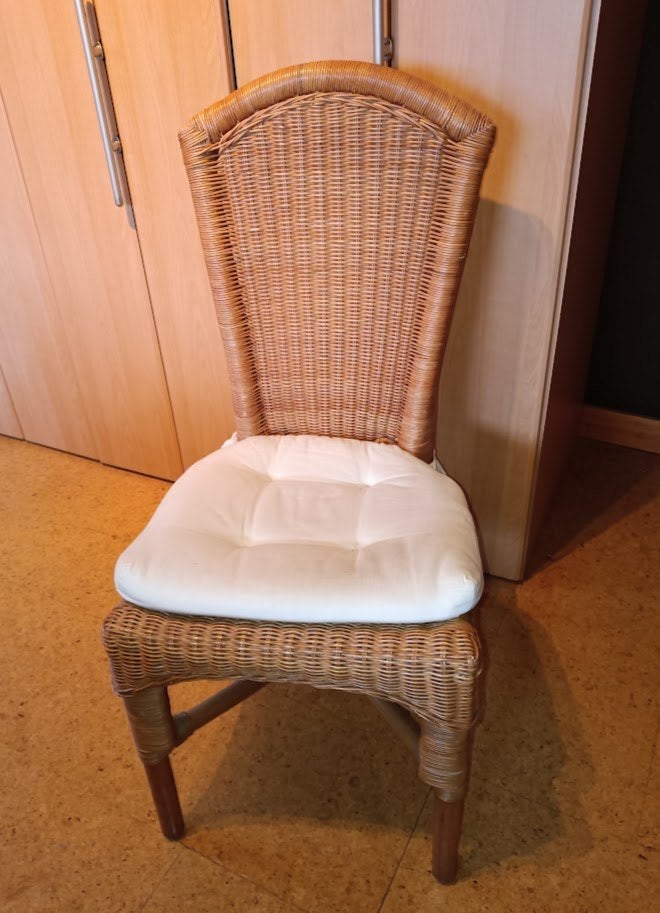 rotan  eetkamerstoel, Huis en Inrichting, Stoelen, Ophalen, Bruin, Riet of Rotan, Zo goed als nieuw
