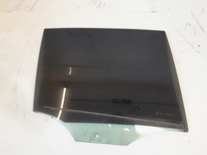 Vitre portière 4portes arrière droite d'un Volkswagen Golf, Autos : Pièces & Accessoires, Vitres & Accessoires, Volkswagen, Utilisé