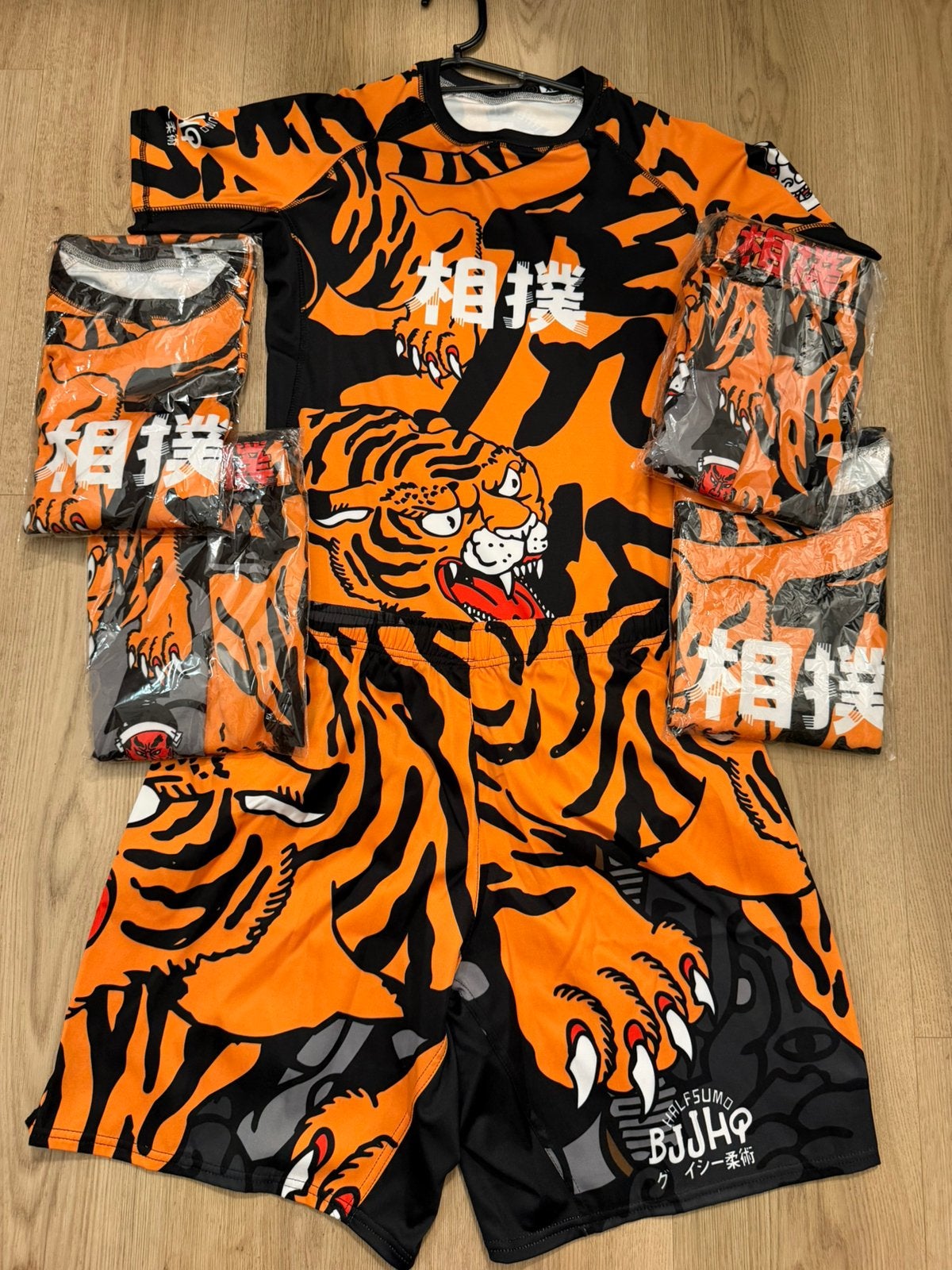 Ensemble Half Sumo Tiger BJJ No-Gi, Vêtements | Hommes, Enlèvement ou Envoi, Comme neuf