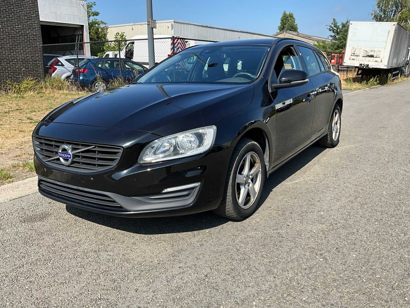 Volvo V60 Voiture de tourisme 2016, Achat, Entreprise, Boîte manuelle, Autre carrosserie