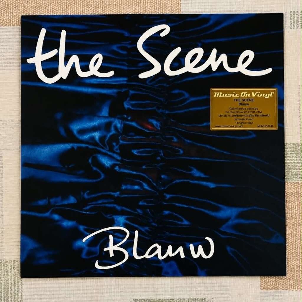 The Scene - Blauw (Blauw / Zwarte Vinyl) (LP), LP, Overige formaten, Ophalen of Verzenden, Colored vinyl