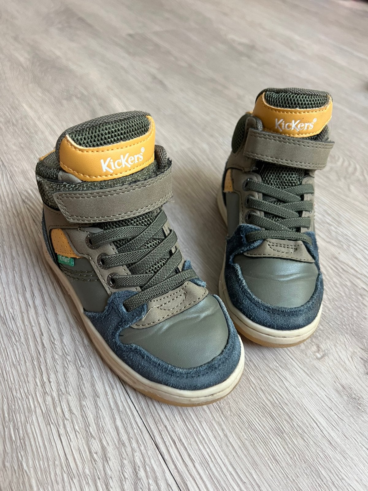 Nette schoenen van Kickers maat 23, Ophalen of Verzenden, Zo goed als nieuw