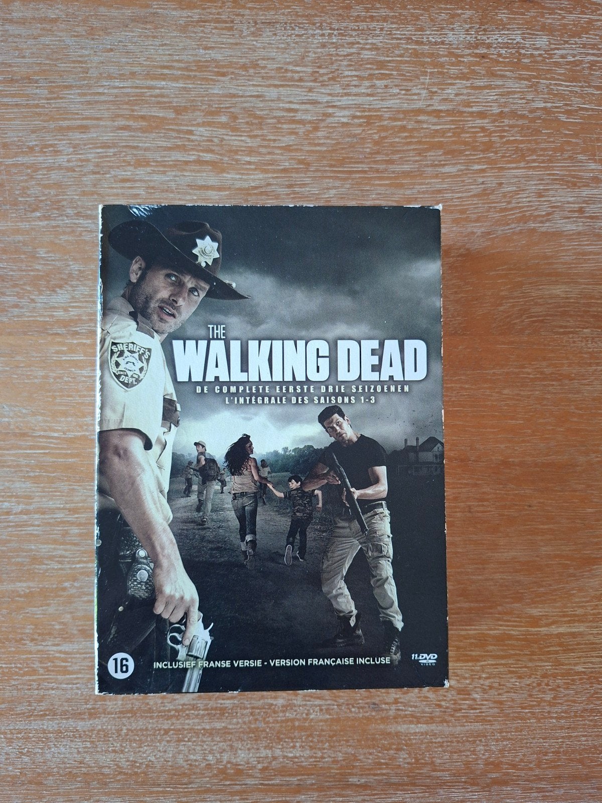 Dvdbox The walking dead seizoen 1 tem 3, Ophalen of Verzenden, Nederlands, Seizoen 1, Nederlands