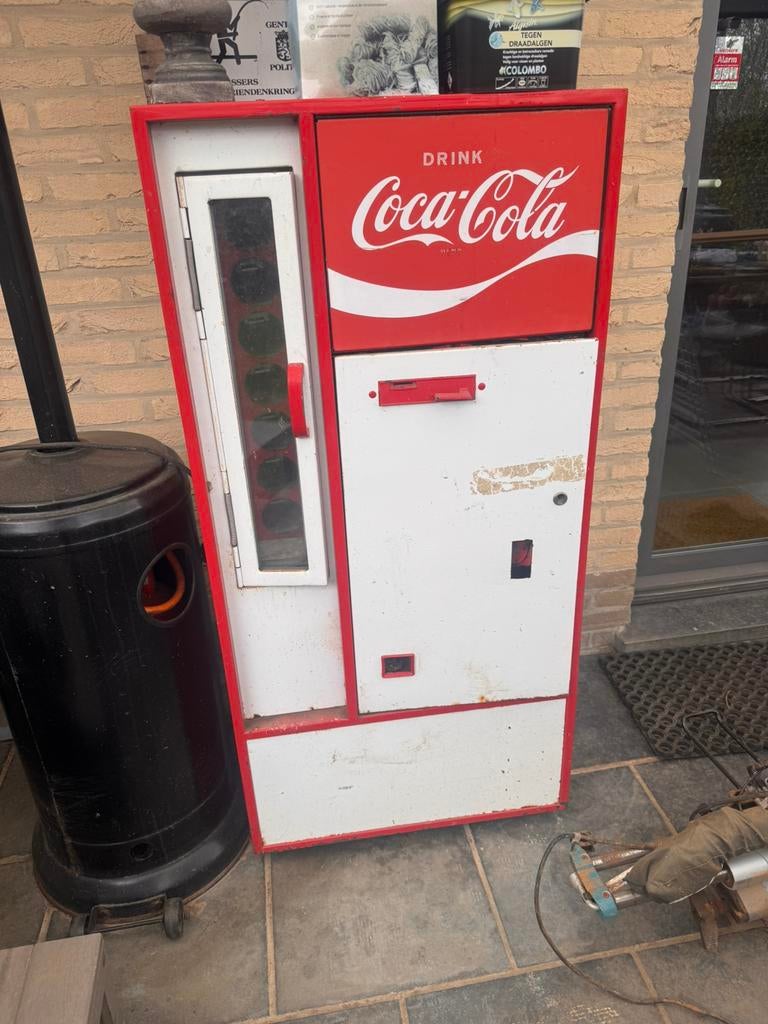Originele cola automaat, Verzenden, Gebruikt