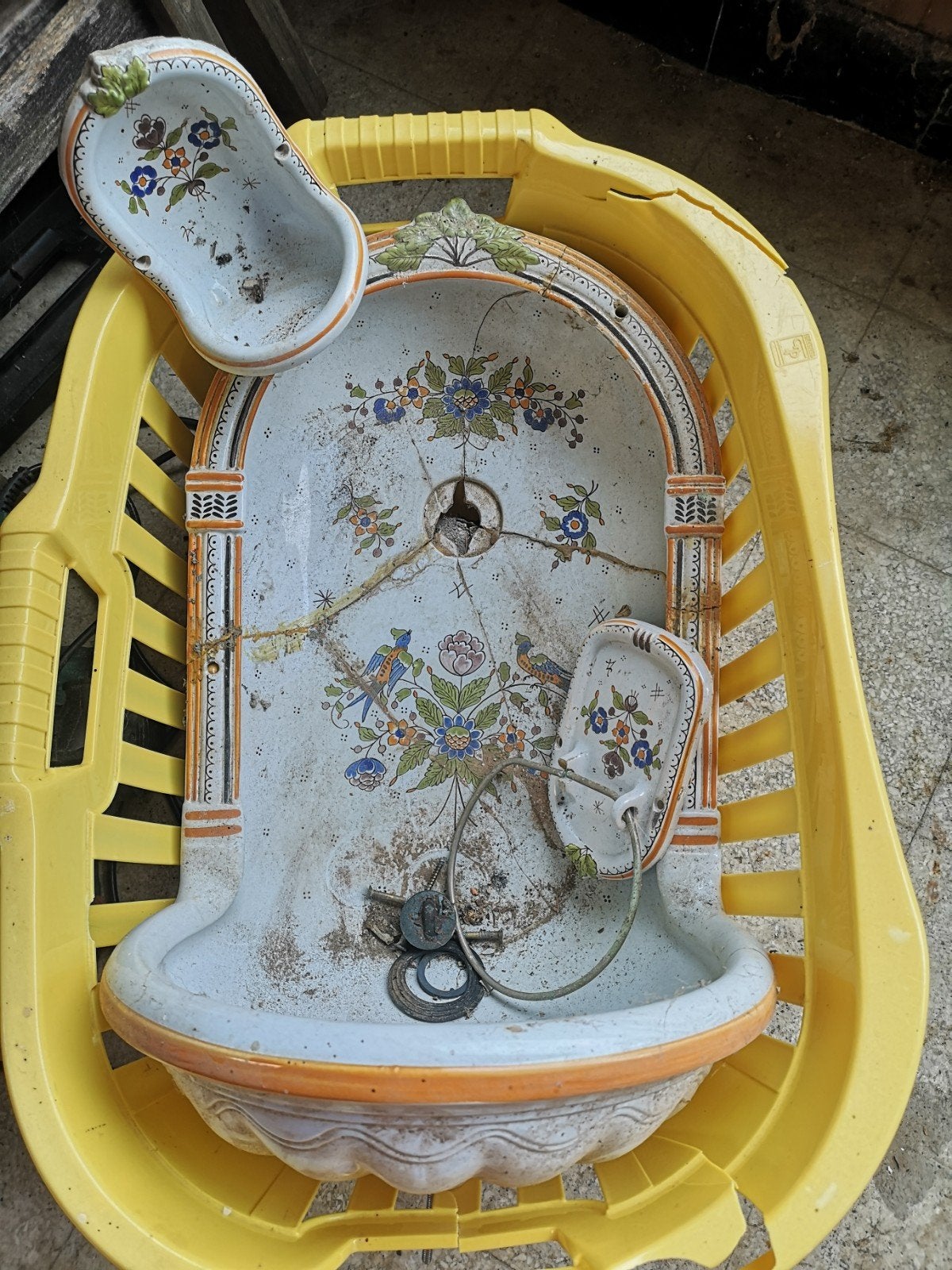Set van Franse wasbak, zeepbakje en handdoekhouder, Antiek en Kunst, Ophalen