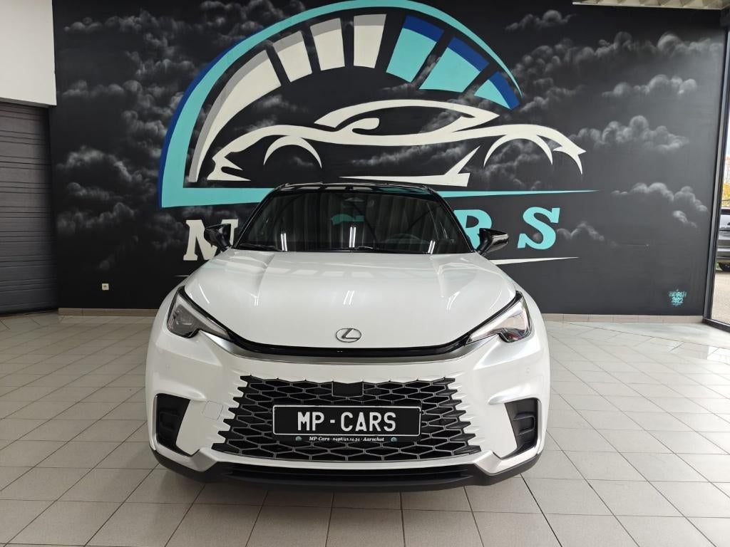 NIEUW//Lexus LBX FWD emotion + executive pack, Auto's, Lexus, LBX, Wit, Leder, 5 deurs