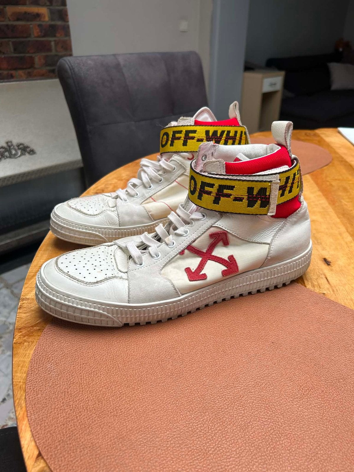 Off-White Industrial Belt Hi-Top sneaker, Kleding | Heren, Schoenen, Ophalen, Zo goed als nieuw, Wit