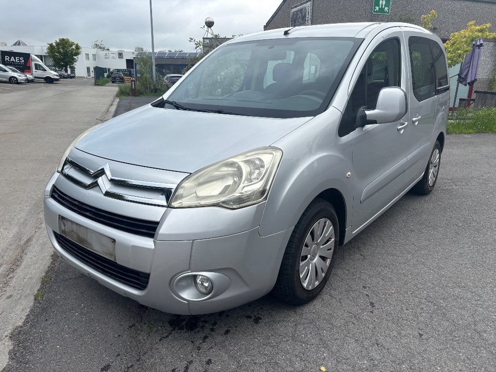 CITROEN Berlingo Break 2PLC Berlingo 1.6i Multispace, Autos, Argent ou Gris, Achat, https://public.car-pass.be/vhr/b46d42d3-7086-4251-979d-cf5b4db9bf97
