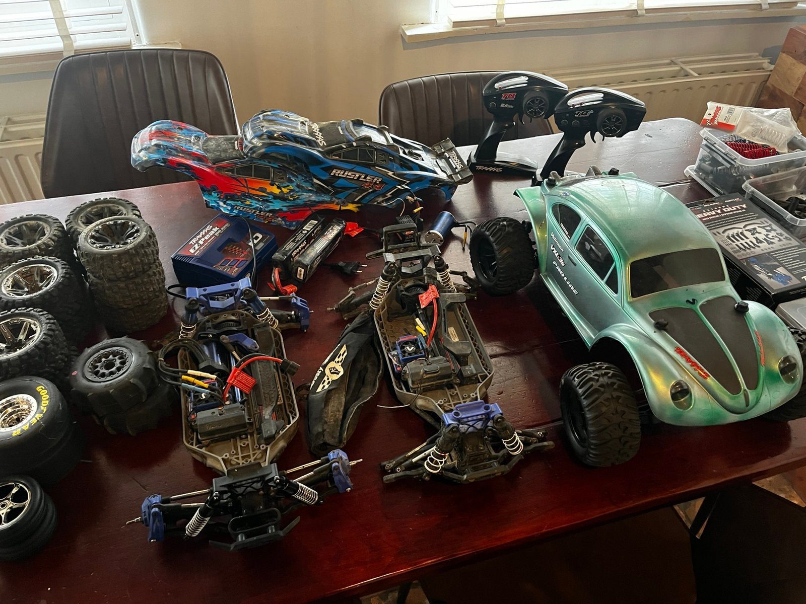 2 rustler 4x4 plus 1 traxxas slash 2wd, Hobby & Loisirs créatifs, Enlèvement ou Envoi, Utilisé, Échelle 1:10