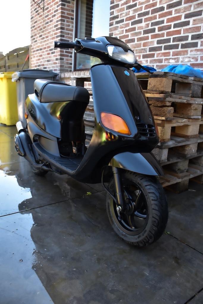 Piaggio type 3 70cc a klasse, Fietsen en Brommers, Scooters | Piaggio, Ophalen, Zo goed als nieuw, Zip