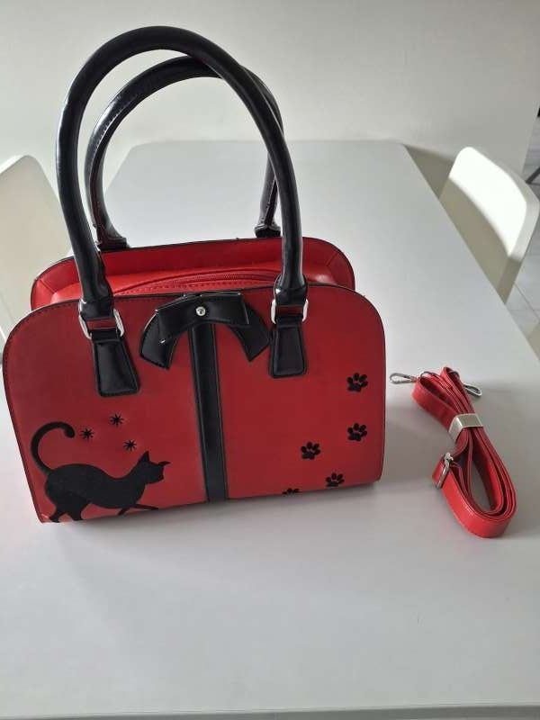 Black cat Paw print handtas, Handtassen en Accessoires, Tassen | Damestassen, Ophalen, Zo goed als nieuw, Rood, Handtas