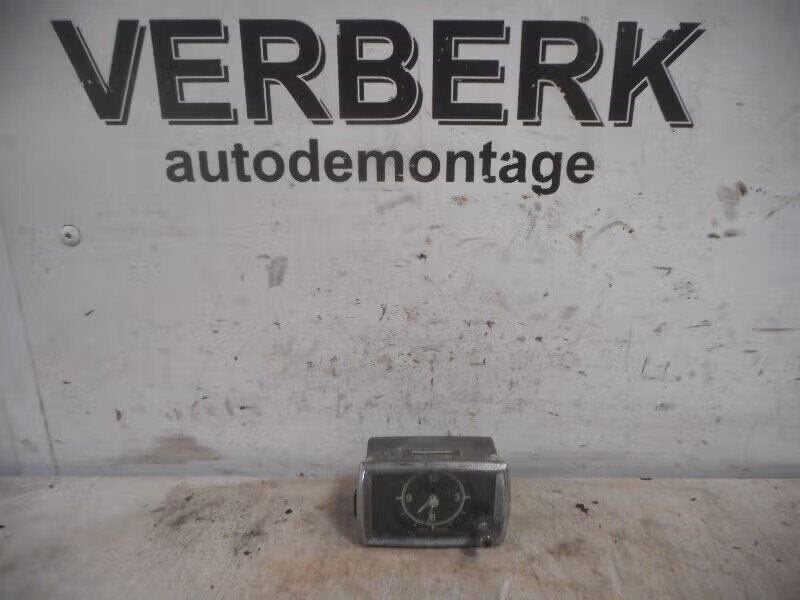KLOK Mercedes-Benz Ponton 219 (W105) M180 II (01-1957/-), Mercedes-Benz AG, Enlèvement ou Envoi, Utilisé, Dialog.mb@mercedes-benz.com