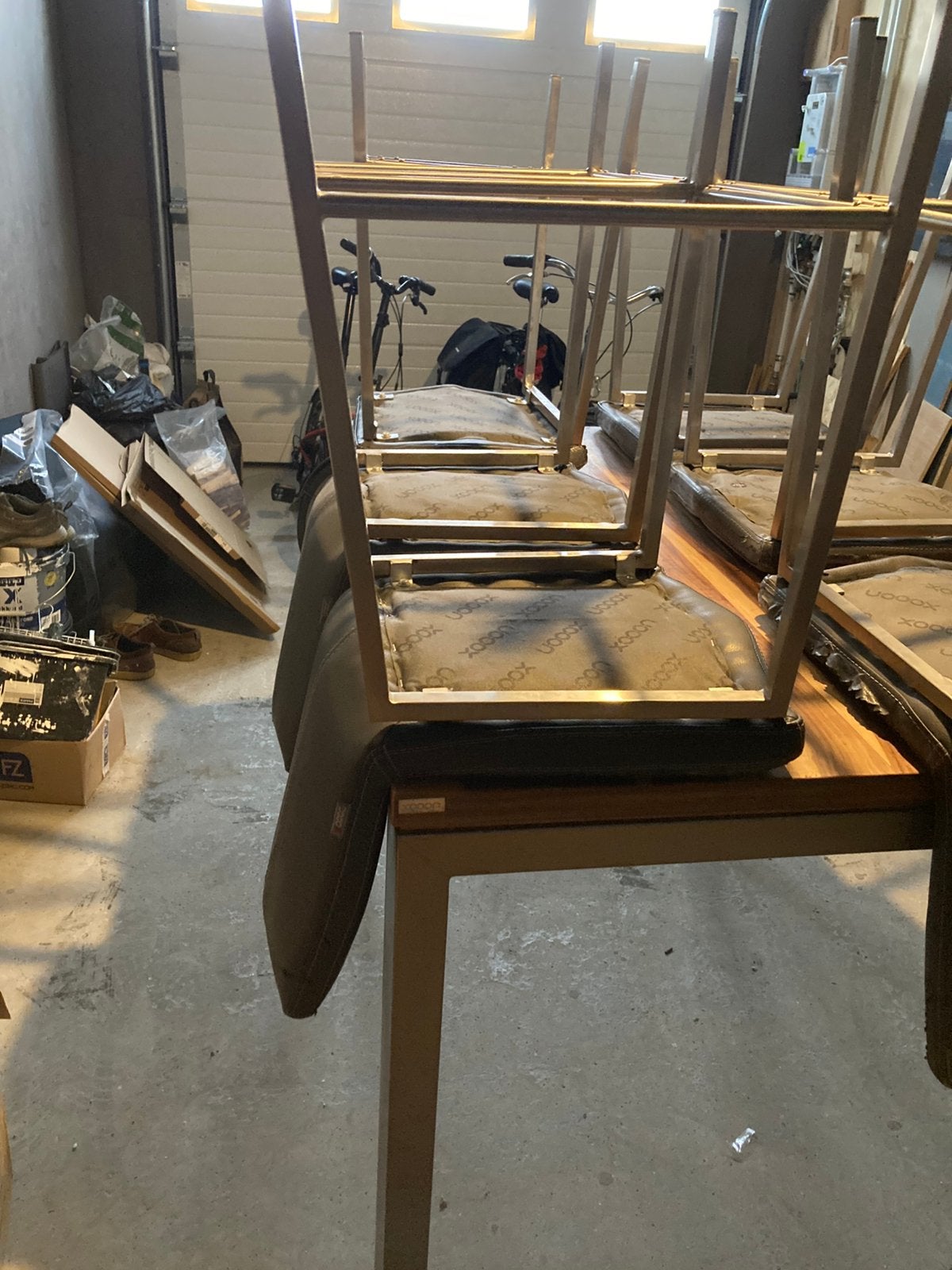 Designset van XOOON – hoge tafel met 6 barkrukken, Gebruikt, 100 tot 150 cm, 50 tot 100 cm, Vijf personen of meer