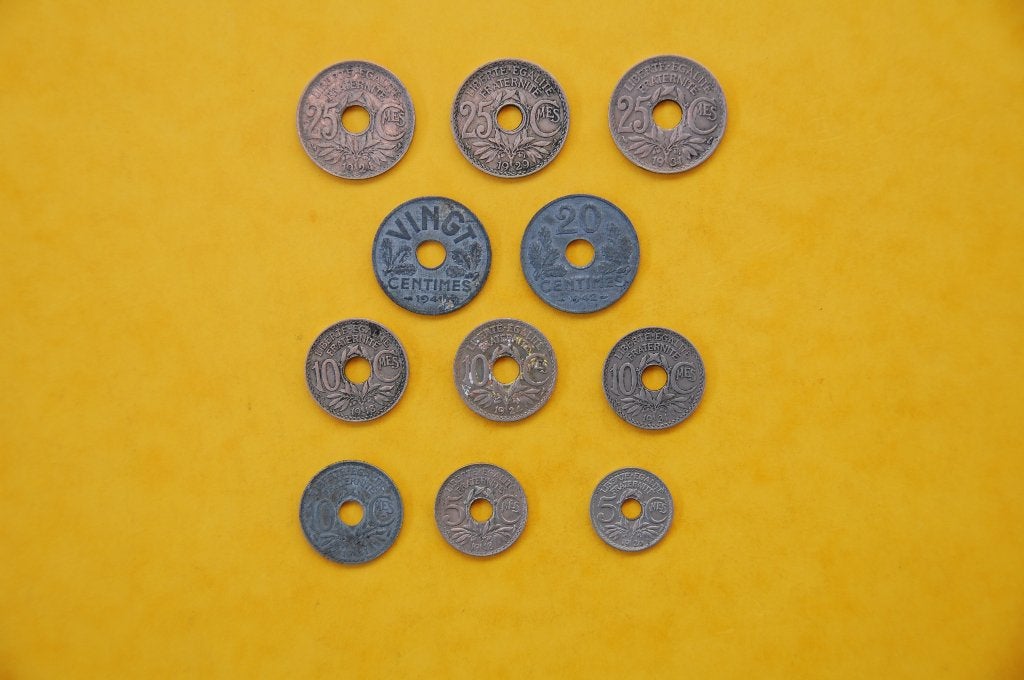 France : 11 verschillende  5, 10, 20 en 25 cent. 1918-1942, Verzenden, Frankrijk, Setje