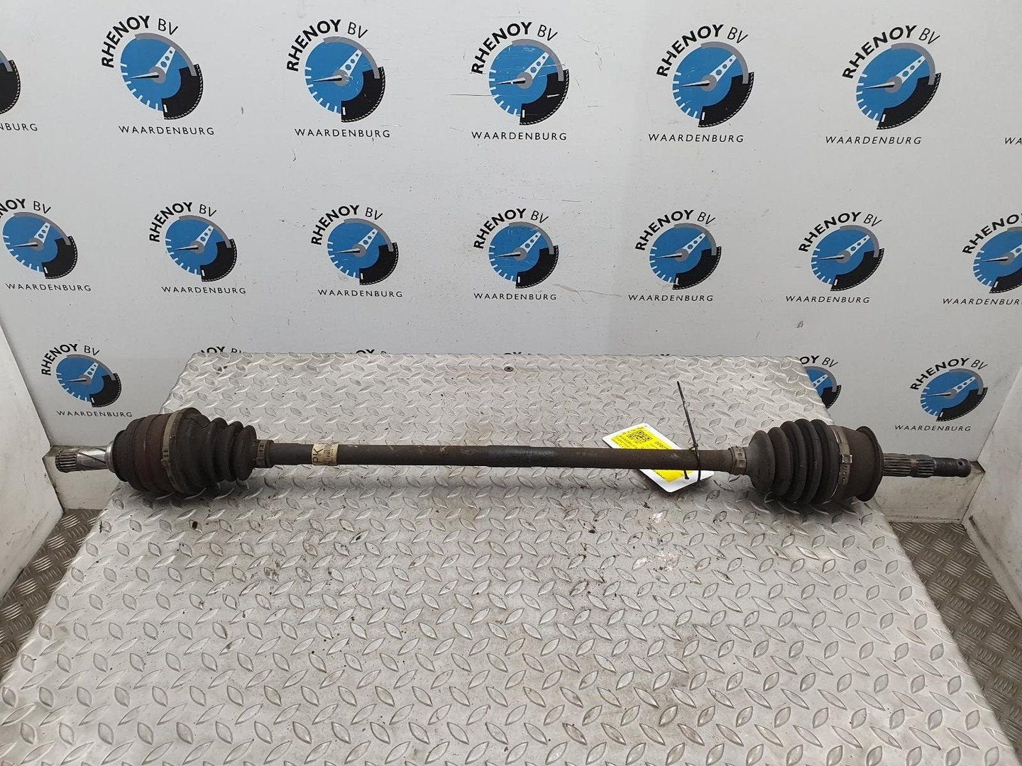 OPEL CORSA 1.2-16V Sport  AANDRIJFAS R 2001, Enlèvement ou Envoi, Utilisé, ARN reconnu