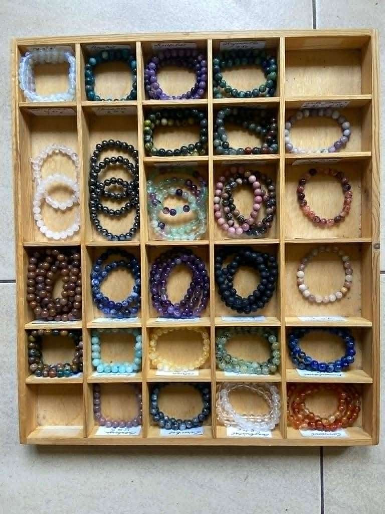 Armbanden, hangers, trommelstenen ruim 1250 stuks, Handtassen en Accessoires, Armbanden, Ophalen, Nieuw, Overige materialen