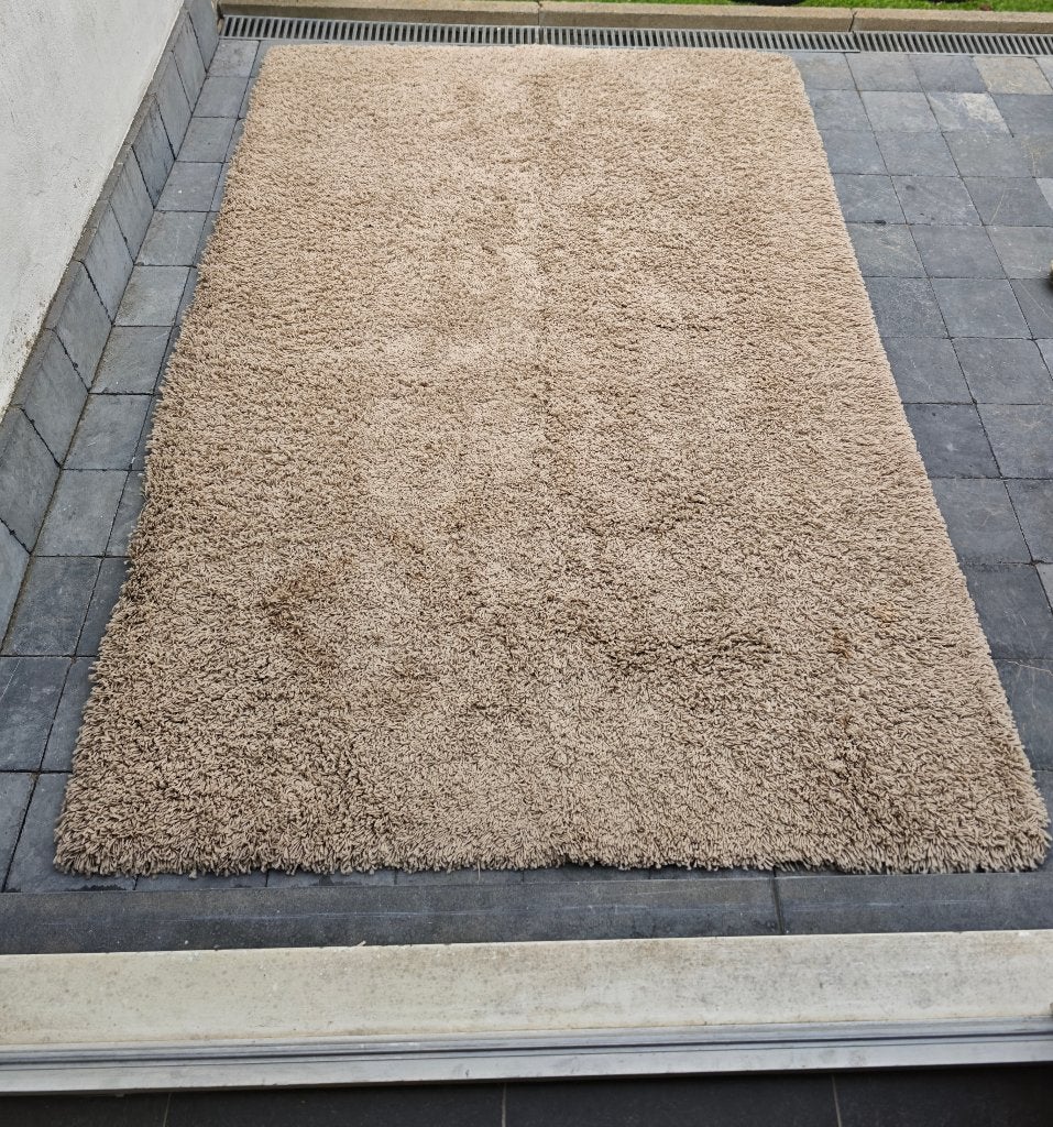 Tapis beige à poils longs 156 x 230 cm en bon état., 200 cm ou plus, Beige, 150 à 200 cm, Enlèvement