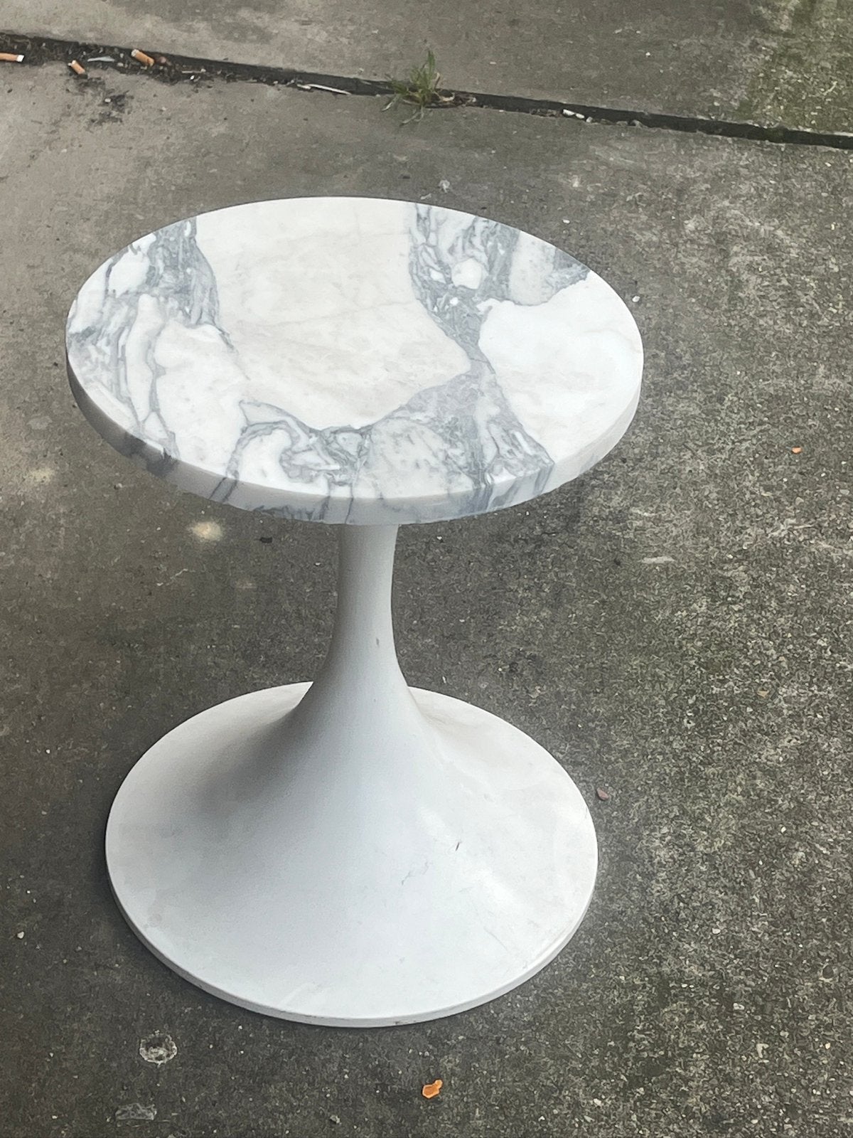 Vintage bijzettafeltje, Maison & Meubles, Accessoires pour la Maison | Étagères, Enlèvement, Comme neuf