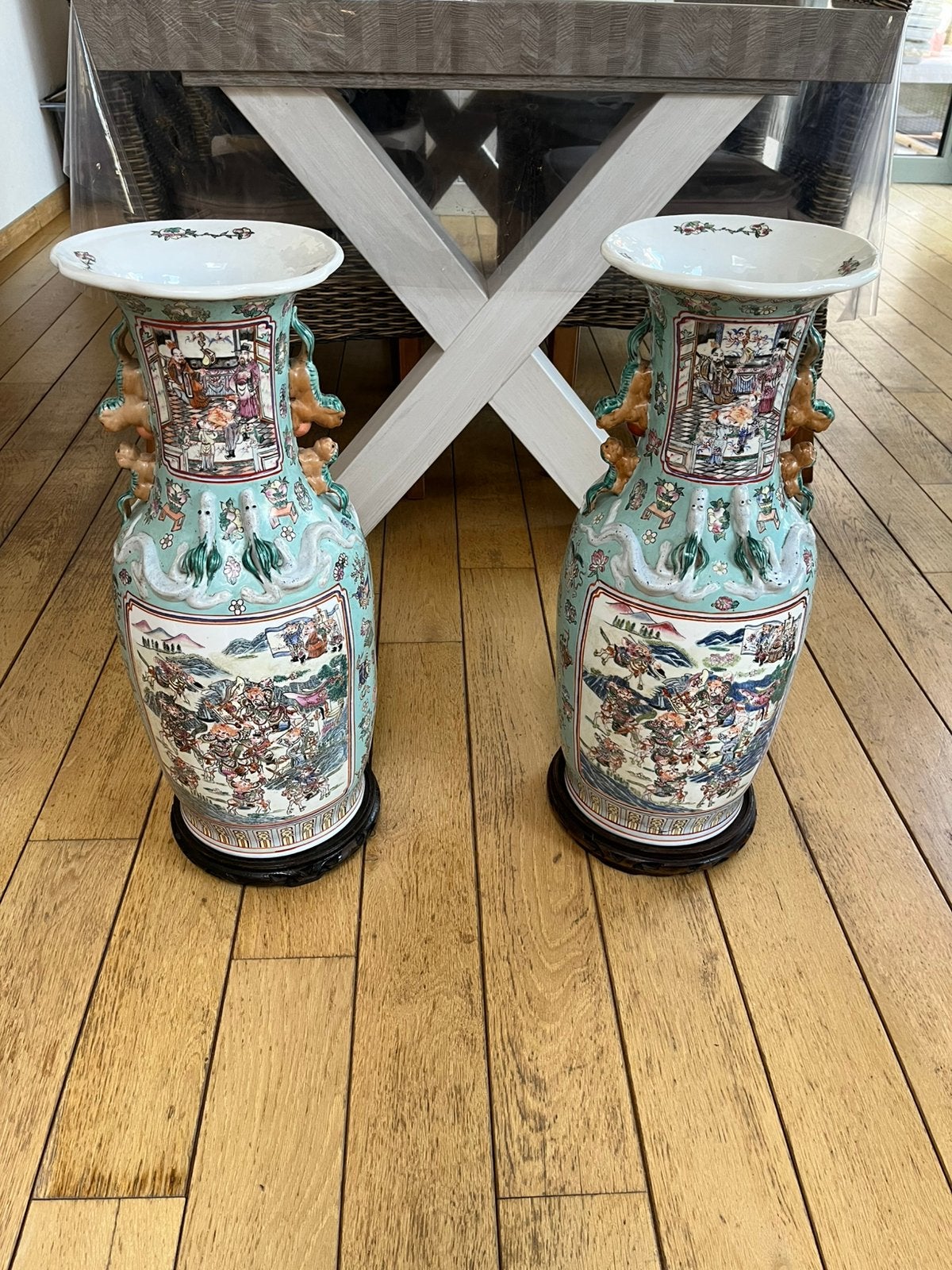 2 Chinese vazen, Ophalen