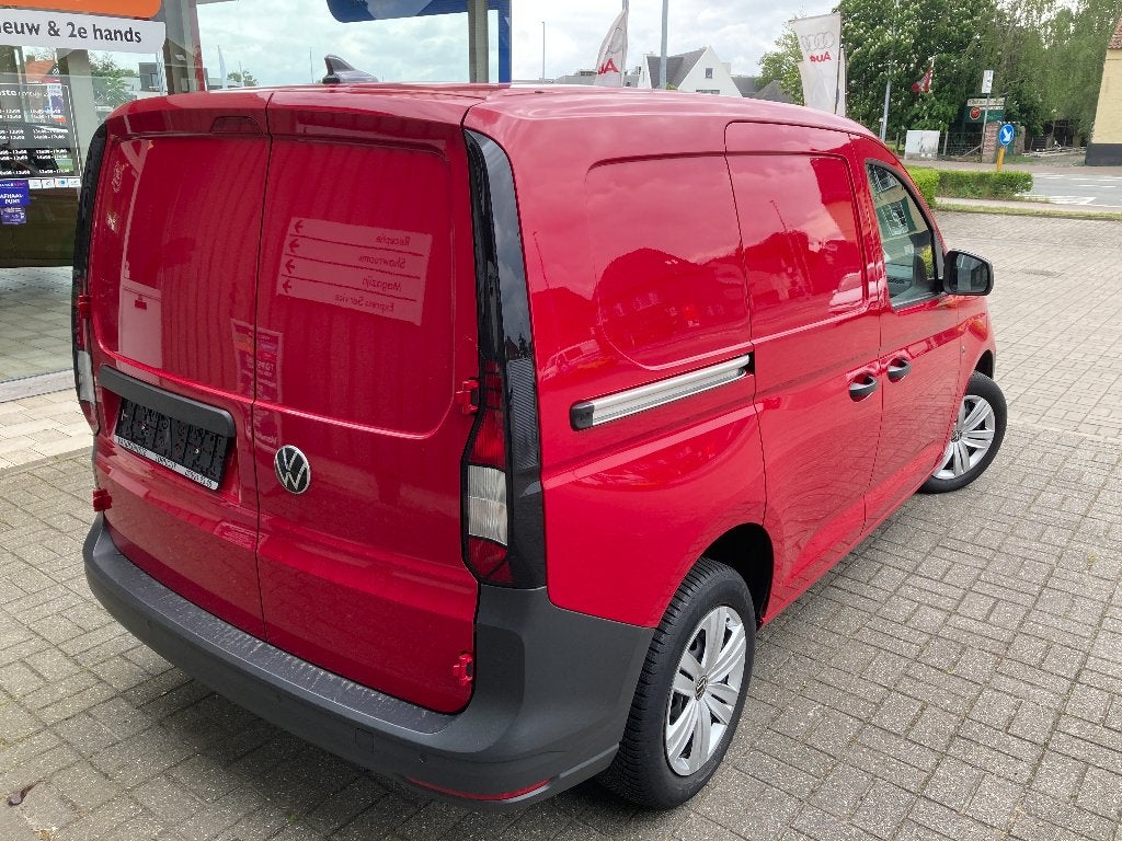 Caddy 114TSI -AUTOMATIQUE -Cargo léger -GPS -BT -Cruise-Park, Autos, Rouge, Achat, Entreprise, Volkswagen